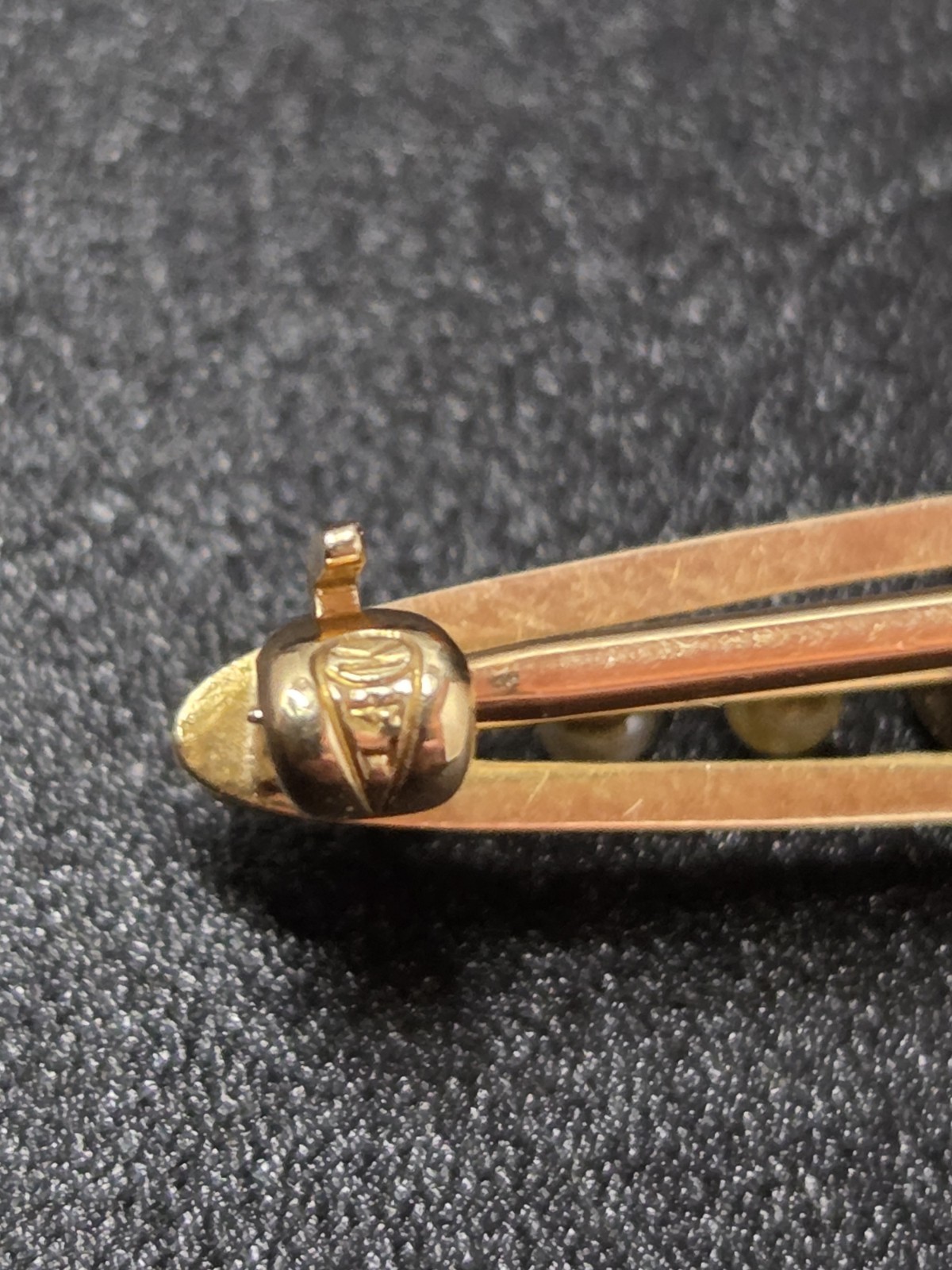 14K Yellow Gold Edwardian Topaz Pearl 2-1/4″ Bar Pin 3.3g Vintage