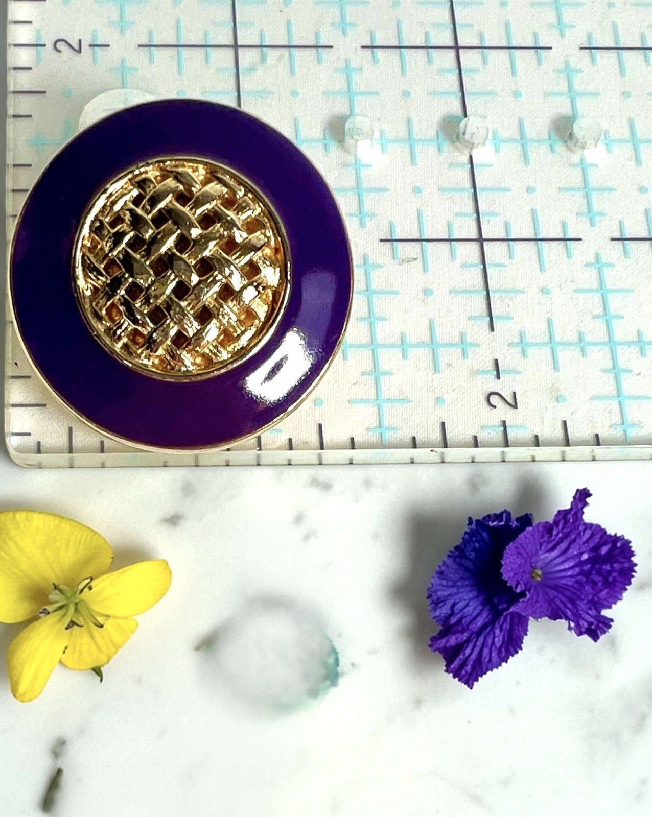 Vintage GAY BOYER signed chunky gold tone Purple enamel clip on earrings