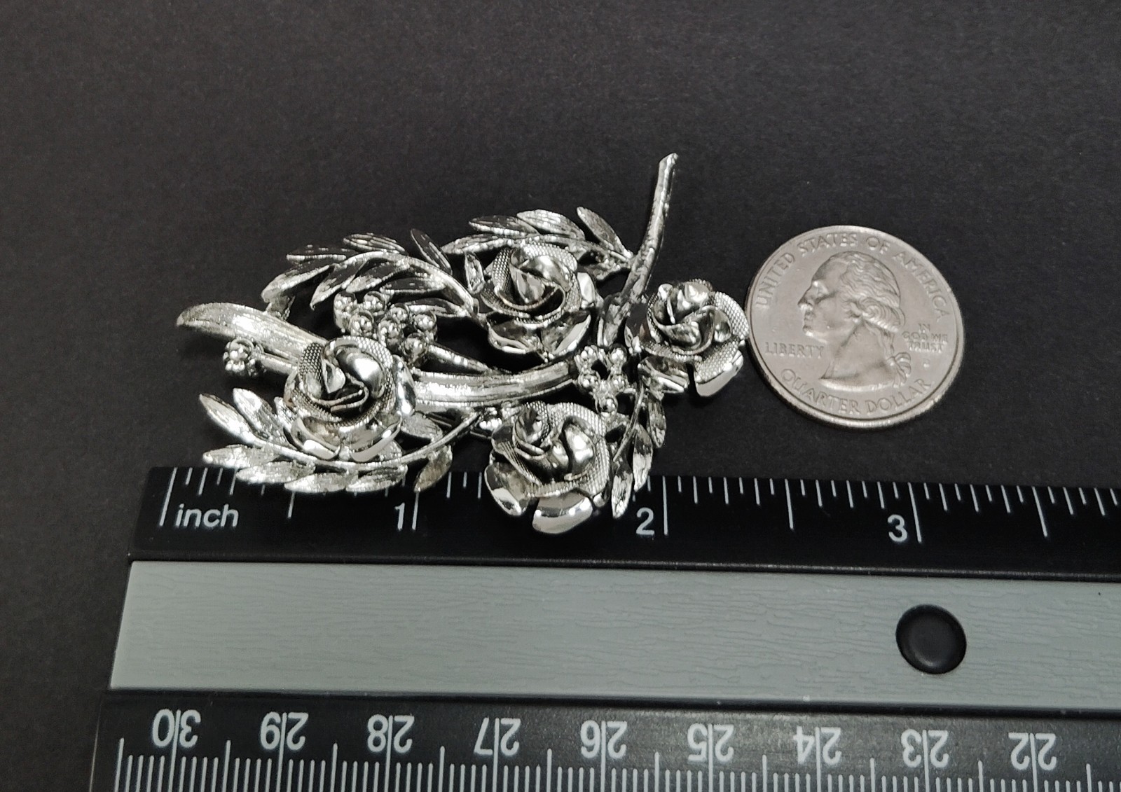 Beautiful Vintage Signed CORO Floral Bouquet of Roses Design Silver Tone Brooch