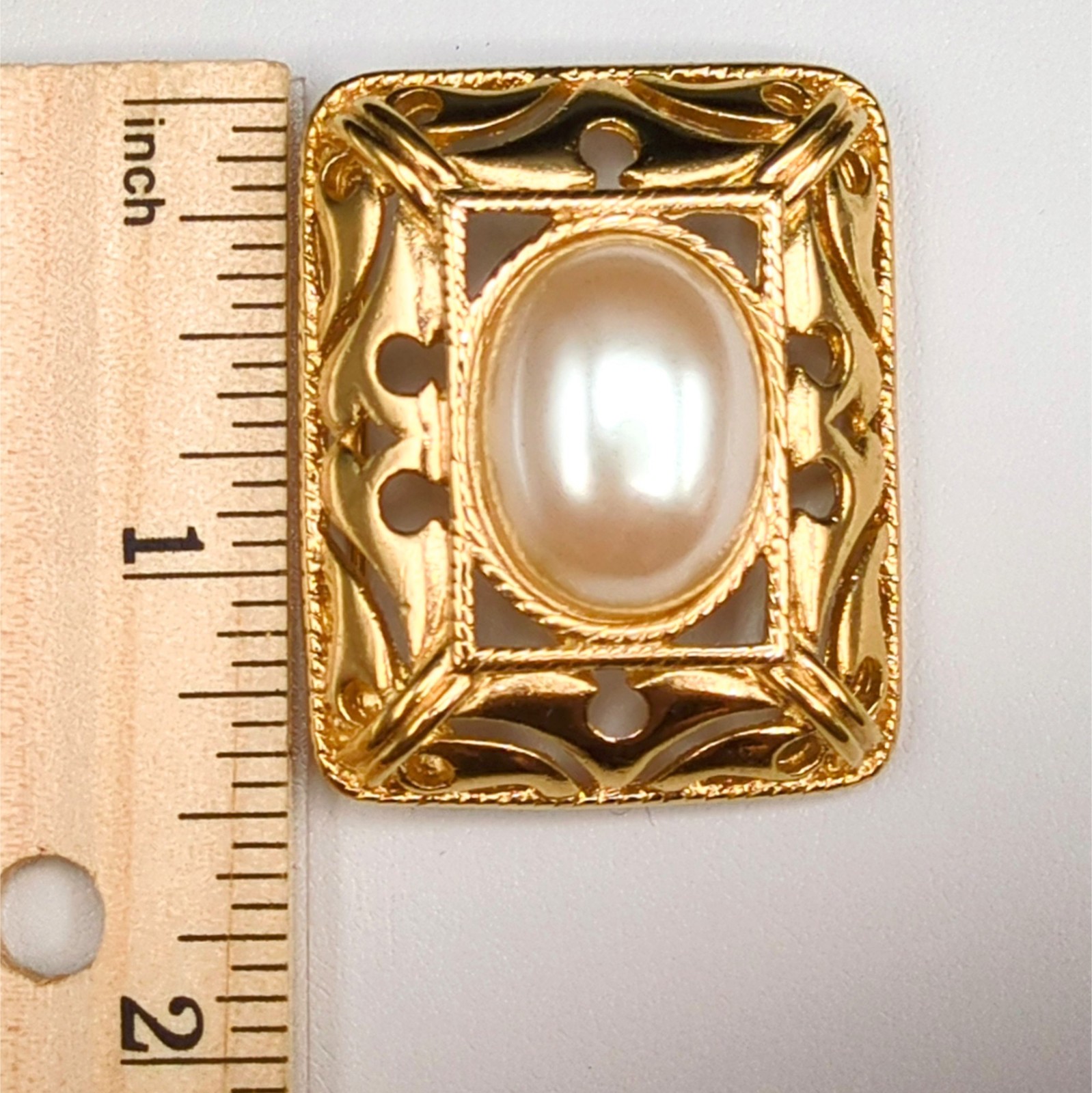 Rectangular Brooch Pin Vintage Richelieu Large Faux Pearl Cabochon Gold Tone