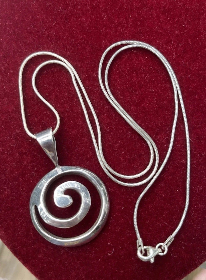 VTG Sterling Silver Spiral Swirl Wave Pendant Necklace Round 925 Snake Chain 20”
