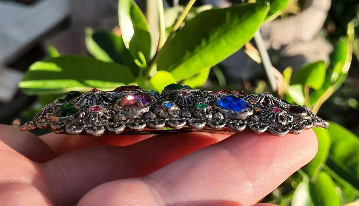 Vtg New England GlassWorks Brooch Filigree Flowers Jewel Colors Faceted READ