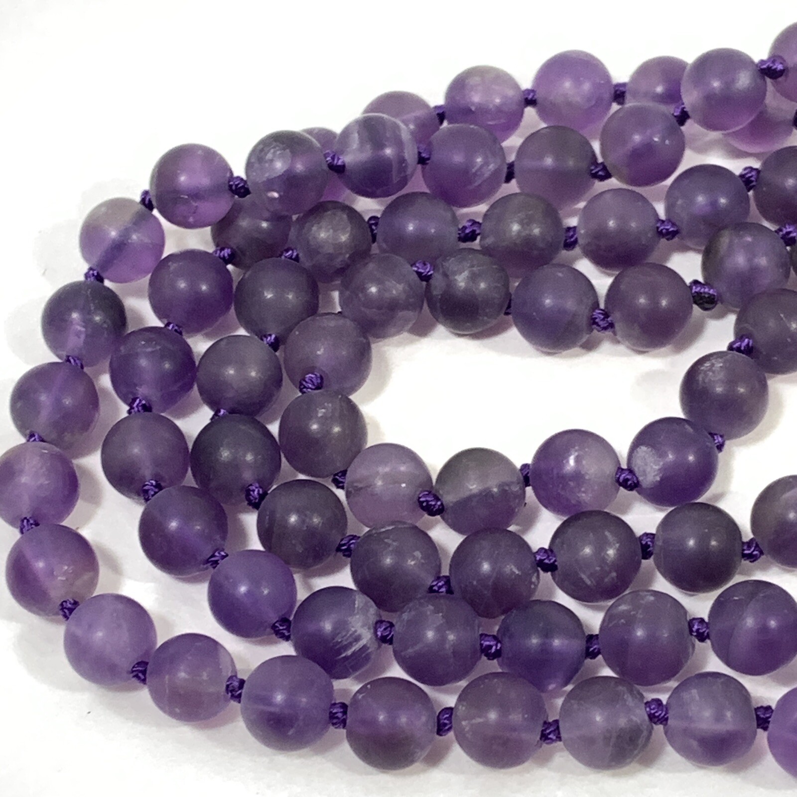 VTG Purple Amethyst Frosted Glass Bead Necklace Hand Knotted 63″ No Clasp 7mm