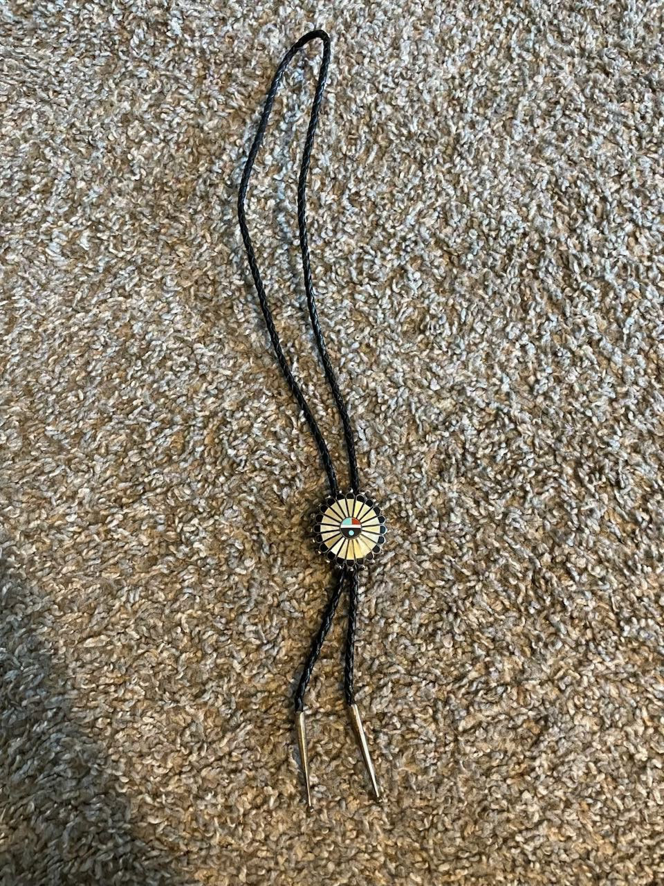 Zuni sterling silver shell/turquoise sunface bolo tie