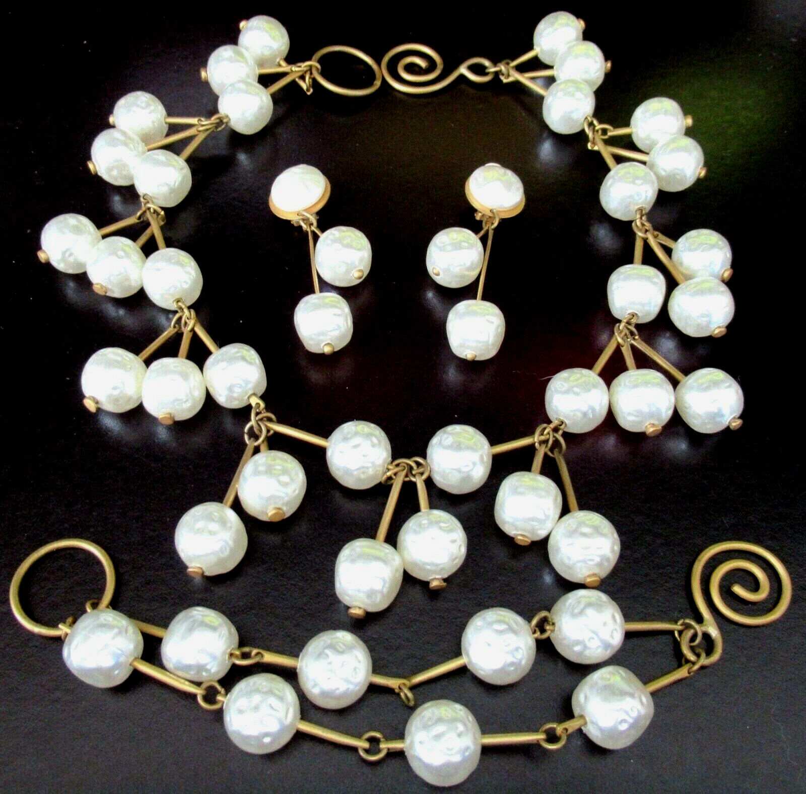 MARTHA VANCOUVER STURDY RARE Baroque Style Pearl Necklace Bracelet Earring Set
