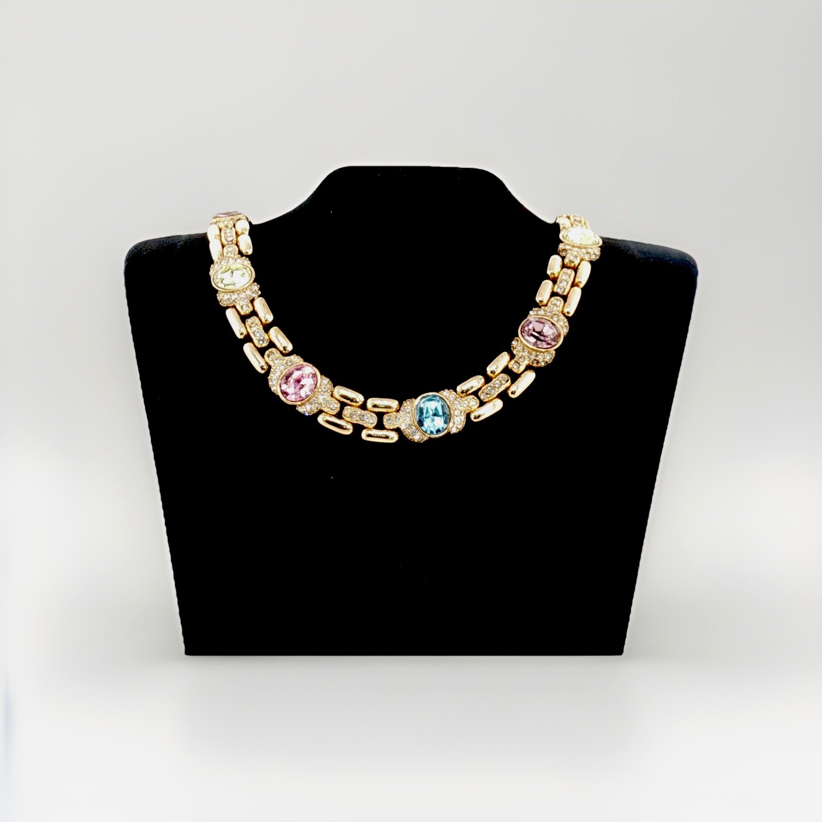 Rare Vintage Signed Ciner Multi‑Color Rhinestone Necklace | Stunning Collectable