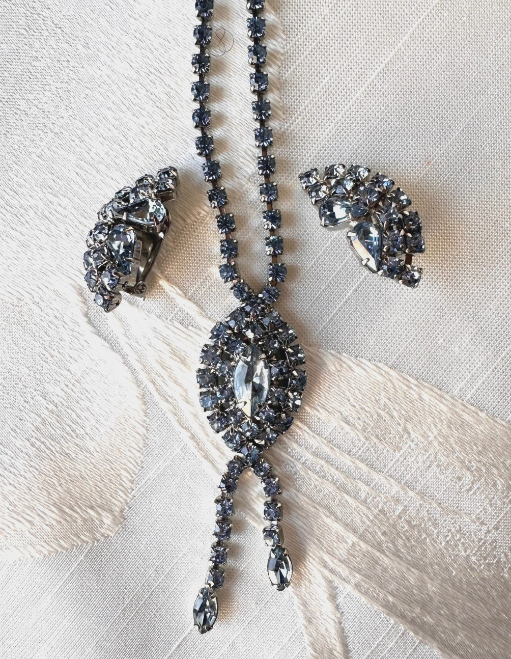 Stunning Vintage Blue Rhinestone Long Necklace and Matching Clip On Earrings