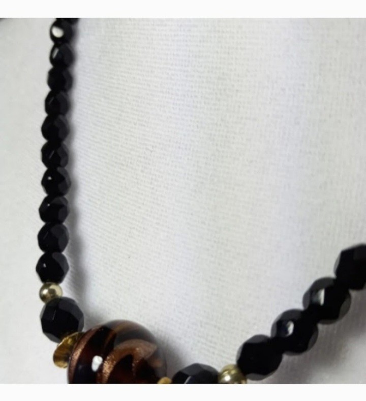 Vogue Black Glass Art Deco Necklace 17″