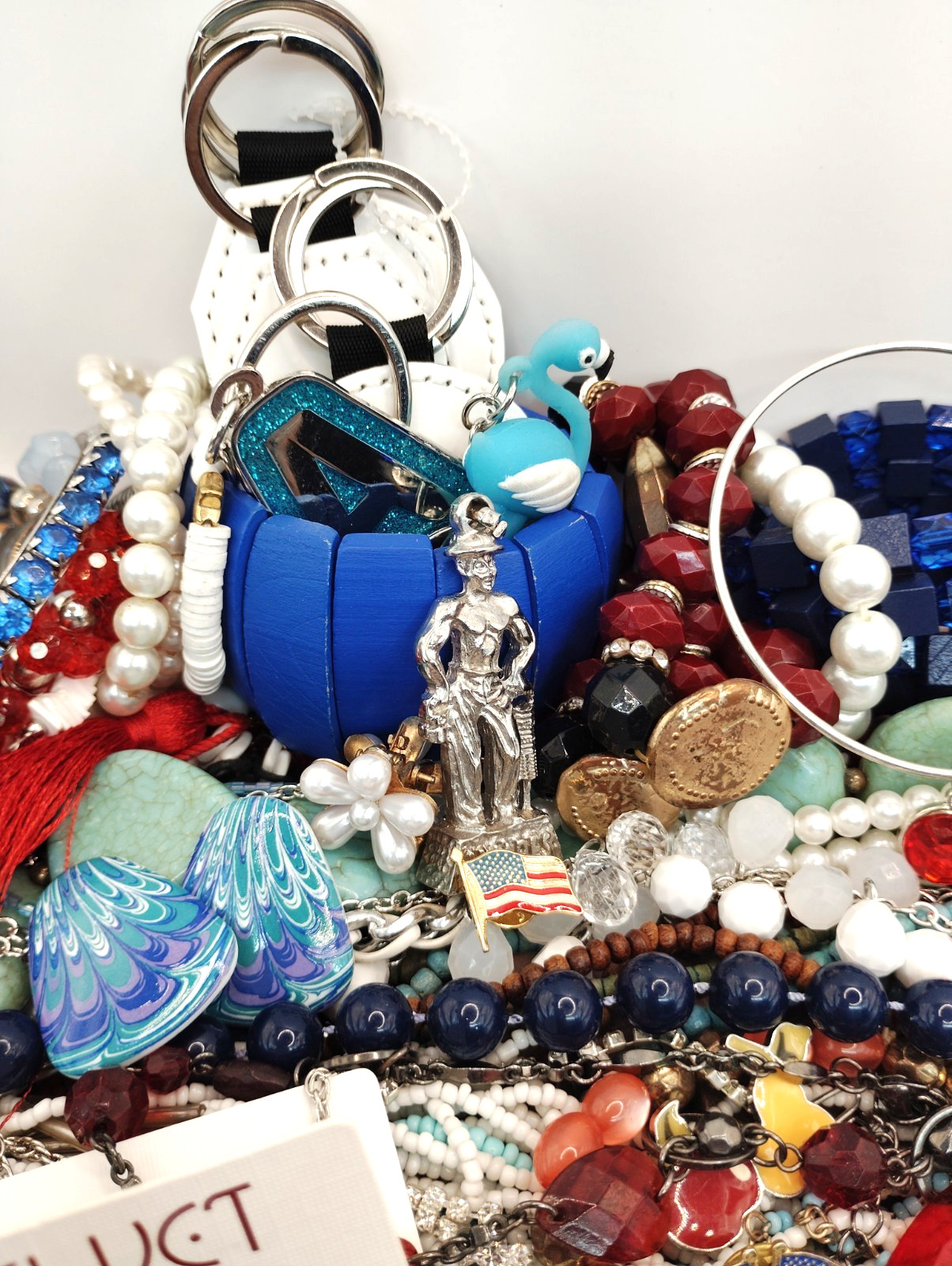 135 Vtg Wearable Pcs RED, WHITE & BLUE Patriotic Mixed Lot, FREE SHIP! Lot#681