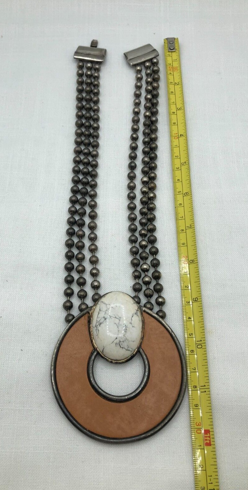 VINTAGE DAUPLAISE Pearl Shape Chain White Brown Round Pendant Necklace