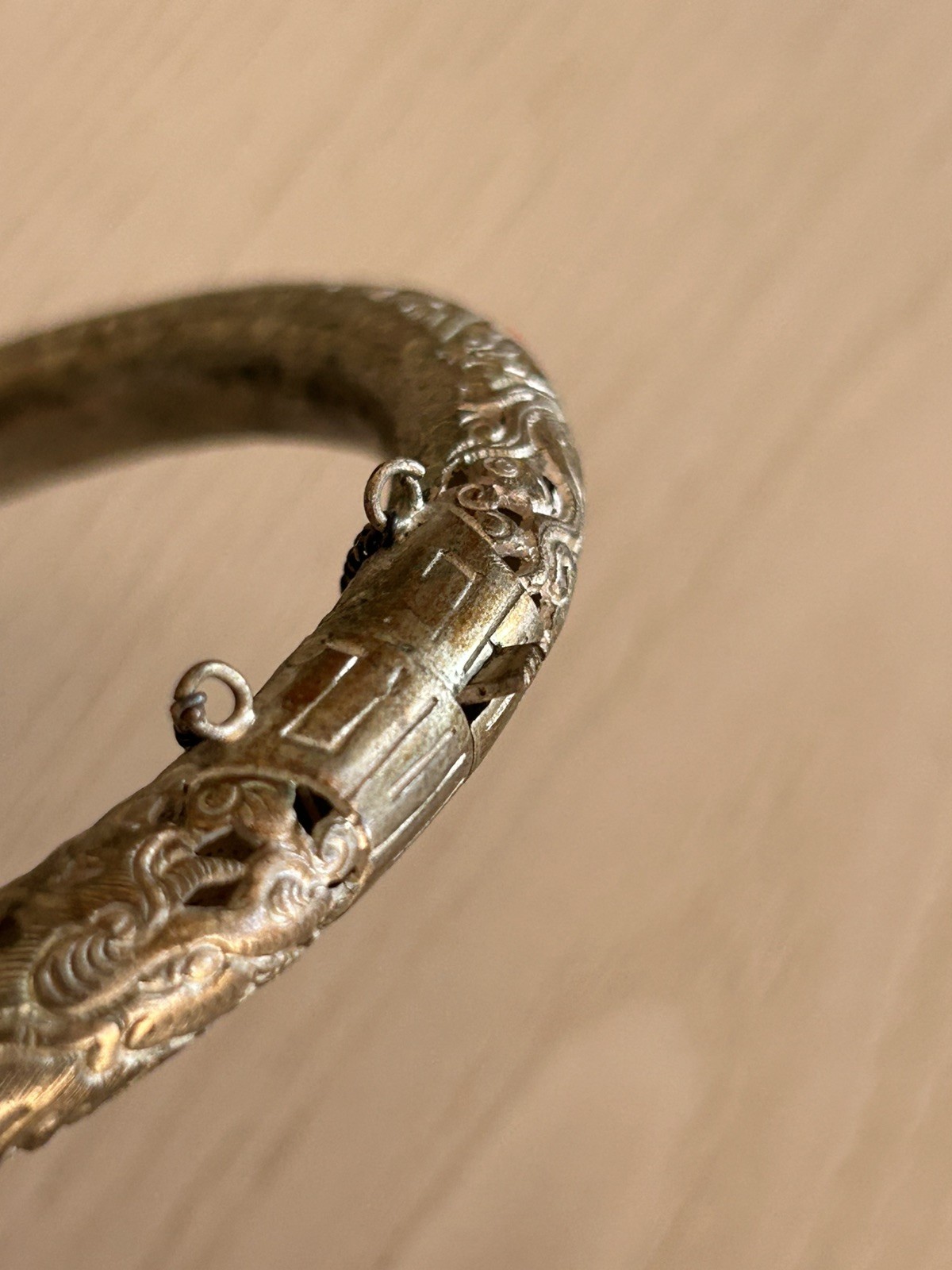 Antique Saigon Argent Dragon Silver Hinged Bangle Bracelet 1920s Art Deco