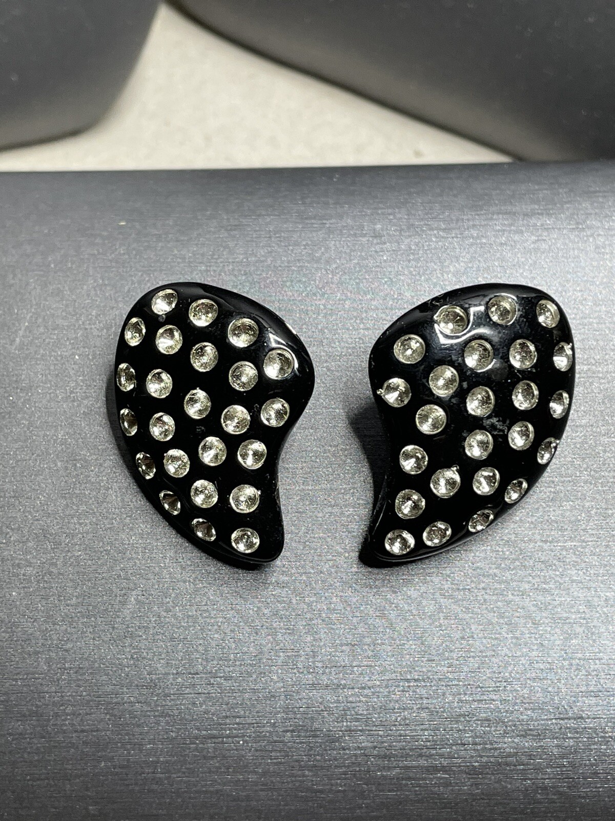 Vintage Rhinestones Flush Set In Black Resin Geometric Post Earrings 1950’s