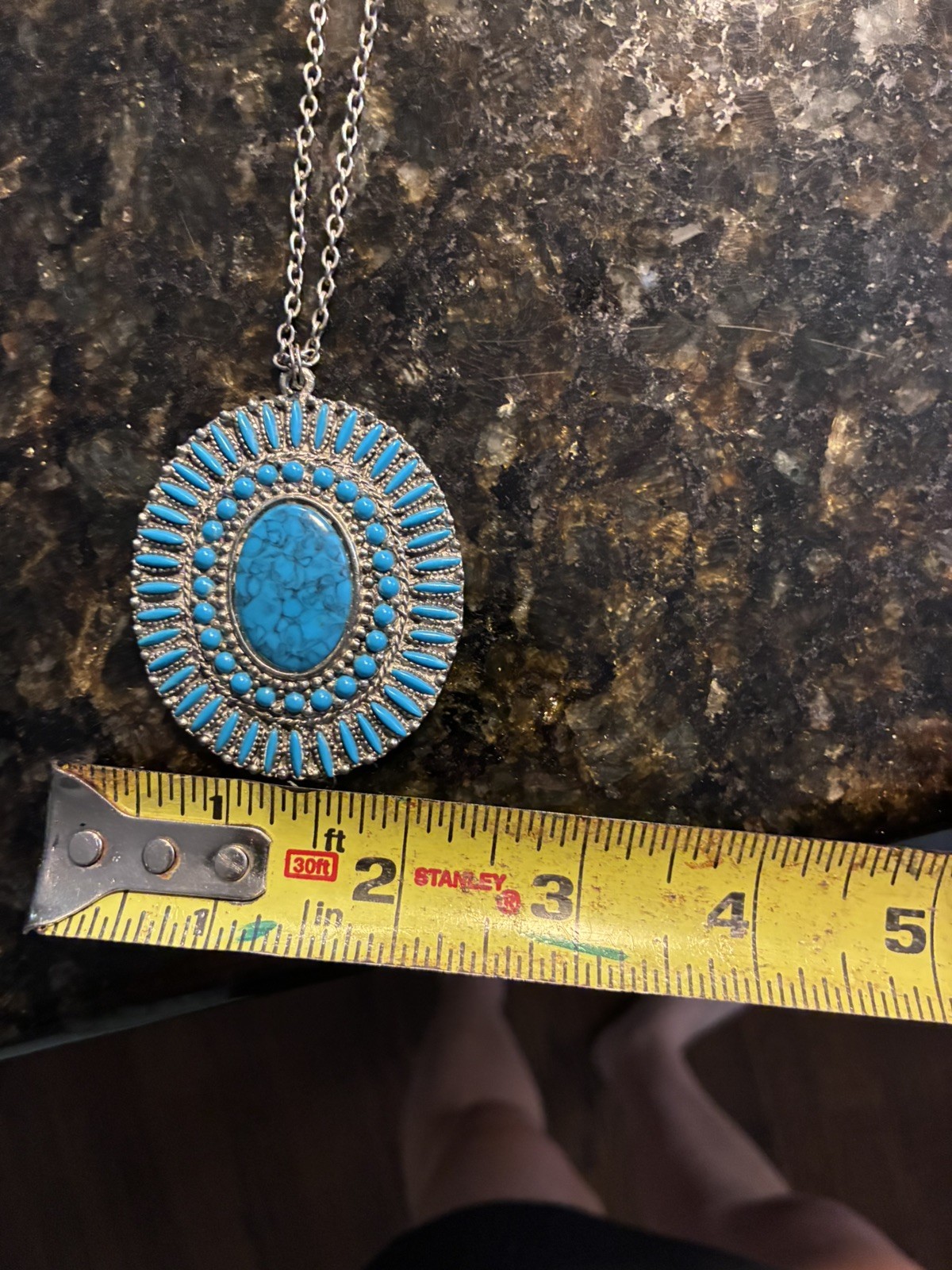 Vintage Silvertone & Faux Turquoise Oval Pendant Necklace