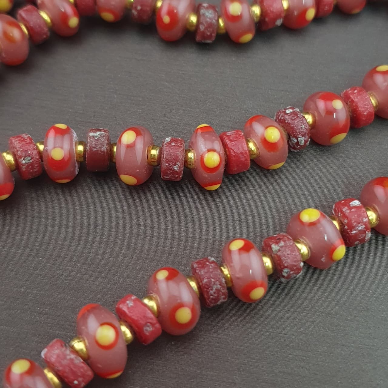 Vintage Venetian Tiny Tire Eye Glass Beads Necklace 26in 8.4-9.2mm