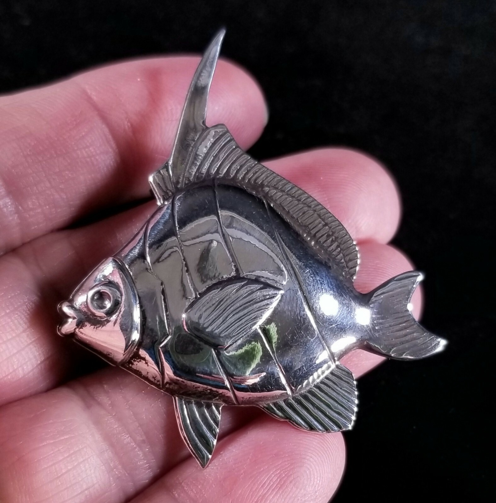 Modern Fish Brooch Or Pin Marked Sterling Silver 5 Grams 2 1/4 x1 7/8 Inches EXC