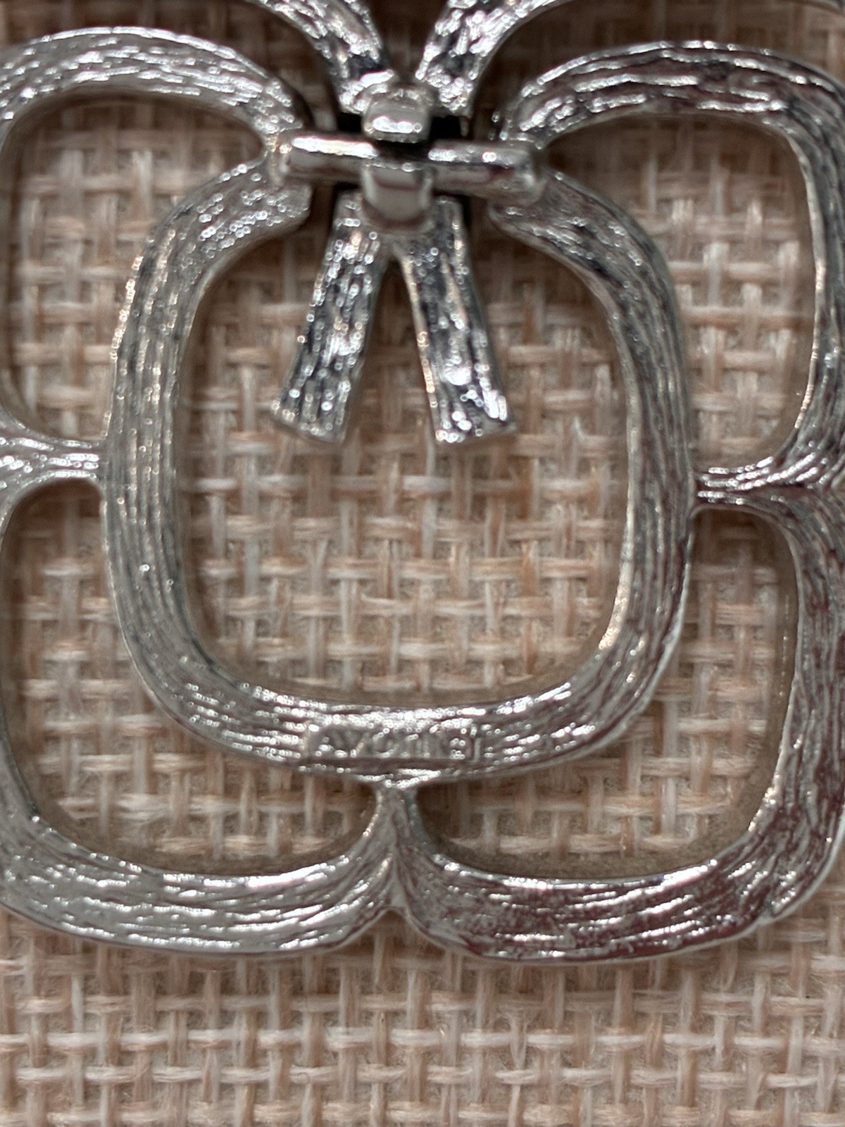 AVON SILVERTONE ARTICULATED PENDANT BAR LINK CHAIN NECKLACE 24” JEWELRY