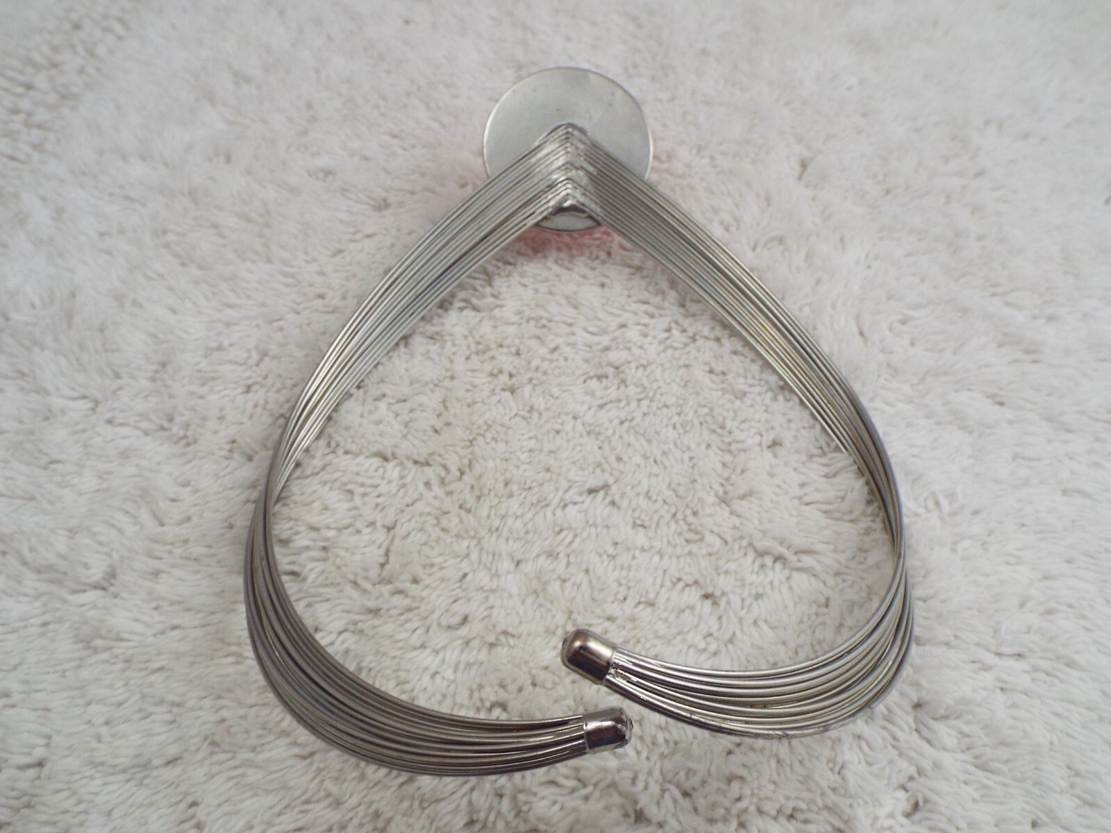Silvertone Pink Bead Collar Necklace (A53)