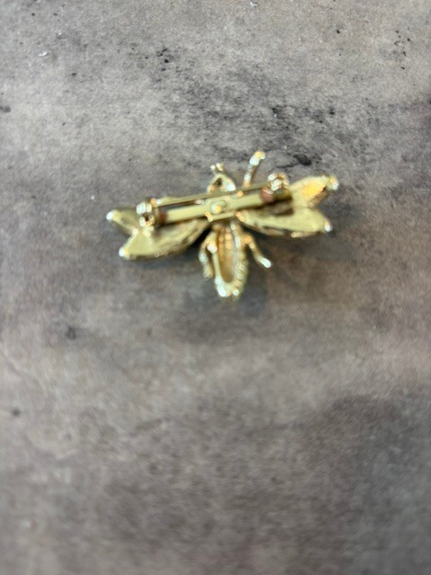 Vintage Green Flying Insect Bug Brooch Gold Tone Rhinestone Pin