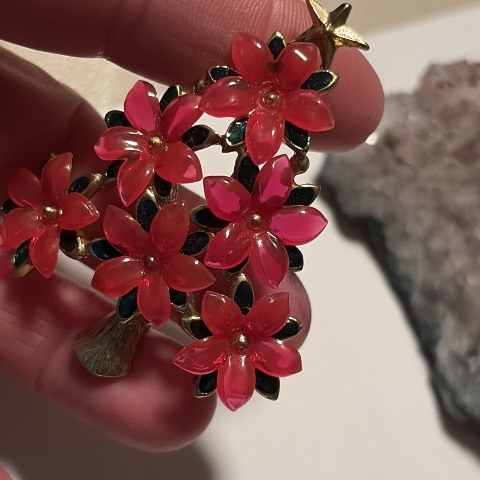 Vintage Unique Signed Lia Poinsettia Christmas Tree-pinkish Red 🌺 Flowers