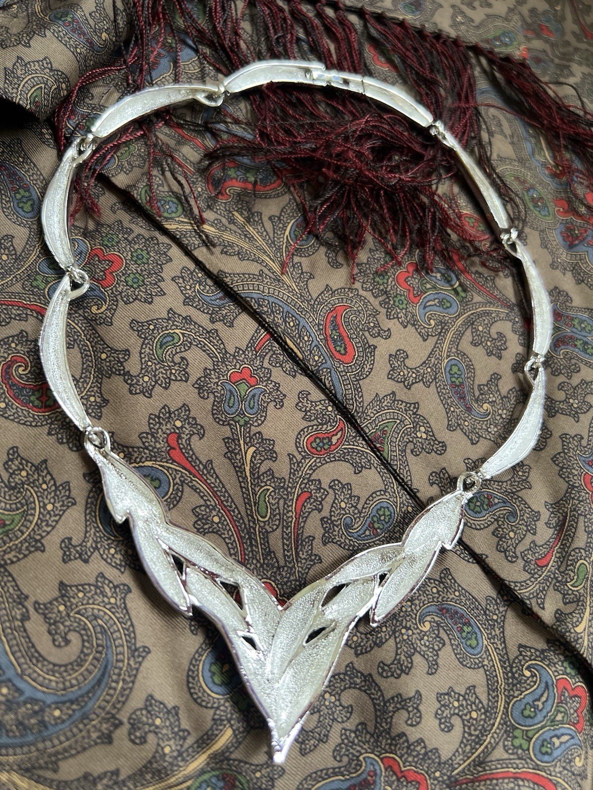 Vintage Modernist Leaf V 15” Necklace Silver Tone 44g Artisan Minimalist Jewelry