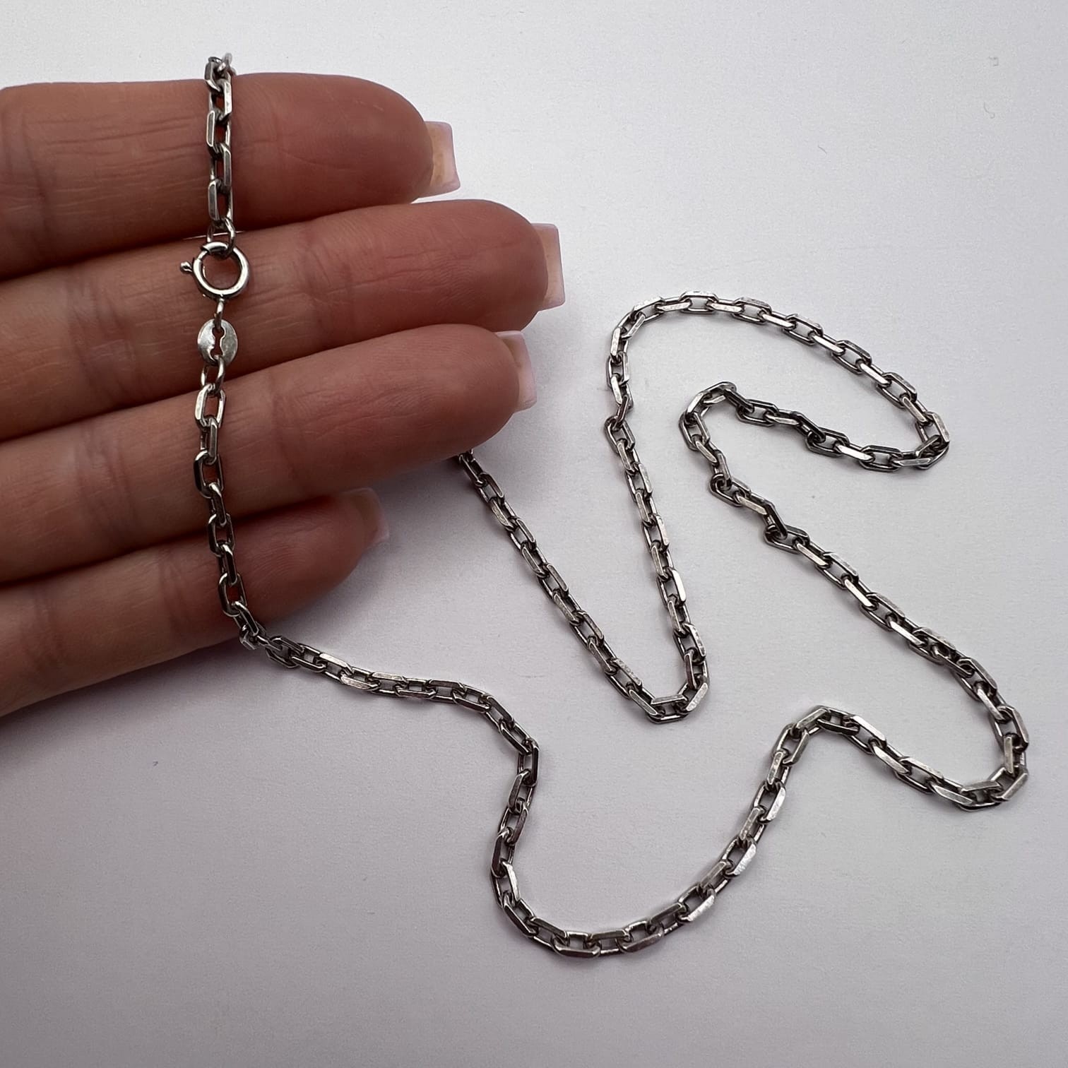 Vintage 925 Sterling Silver Chain Necklace Solid Link Design Mraked 10.4g