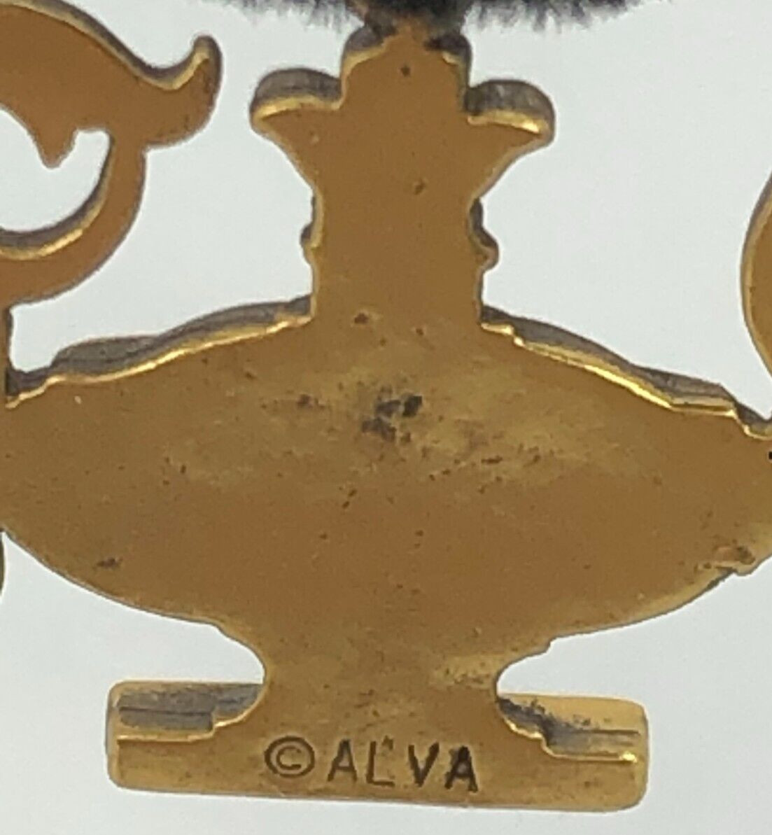 Vintage Alva Museum Replica Genie Lamp Gold Tone Pierced Earrings Dangle Kitsch