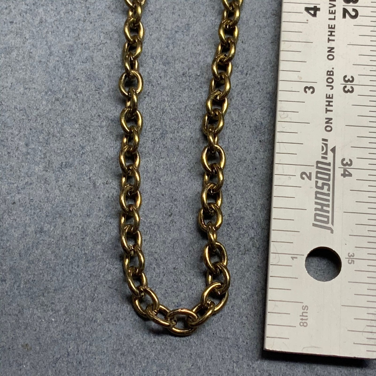 Chunky Chain Necklace 17 In Chain Toggle Closure Gold Brass Look Front Back Wear
