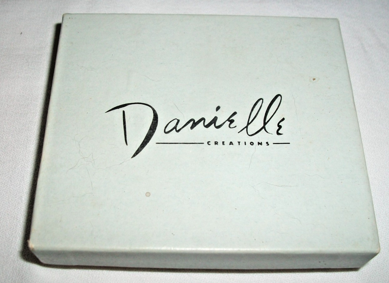 Vintage NOS 1950’s – Danielle Creations PINK RHINESTONE Brooch & Earring Set