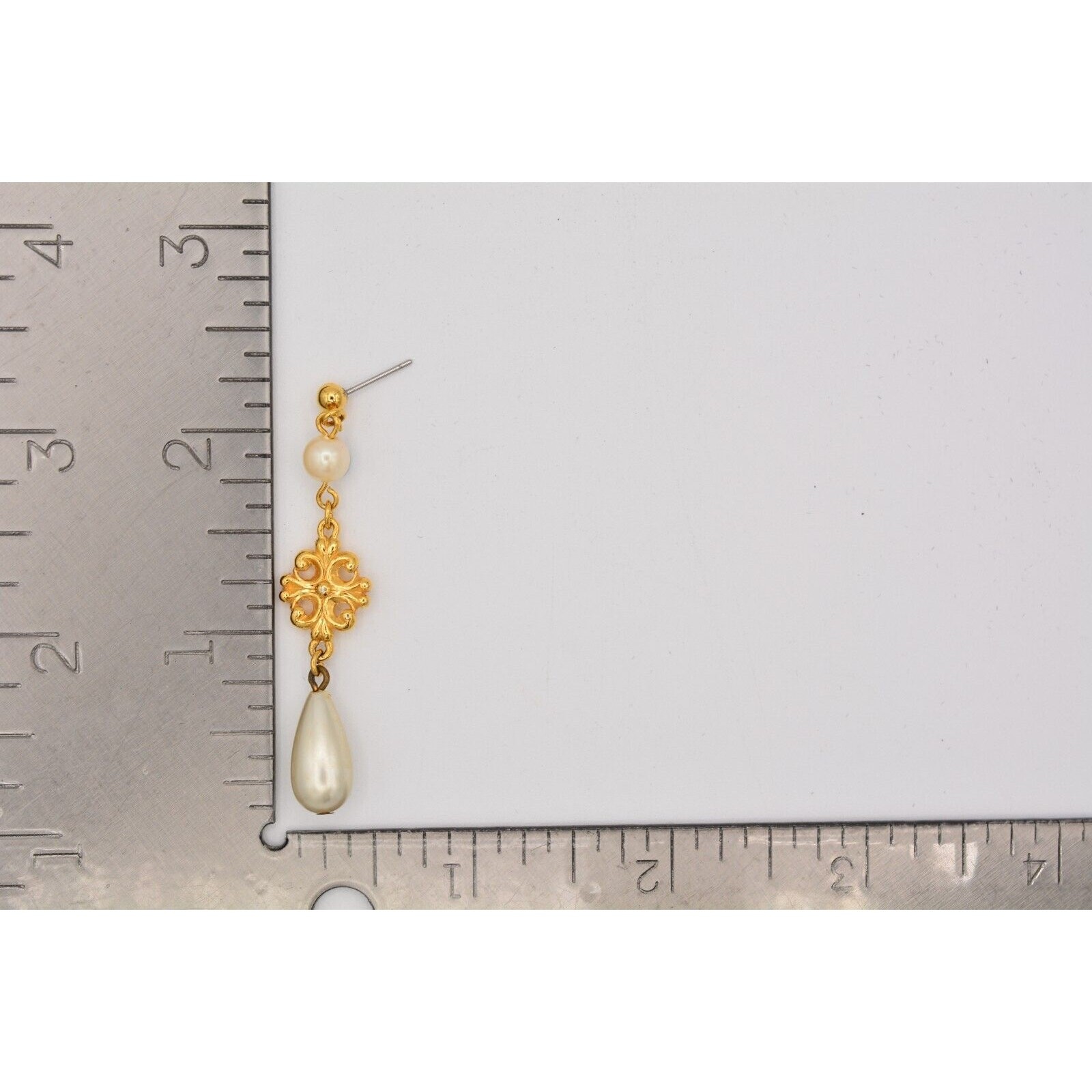 Vintage Dangle Drop Pearl Earrings Gold Tone Lightweight 2.25″ 1980s BinAV