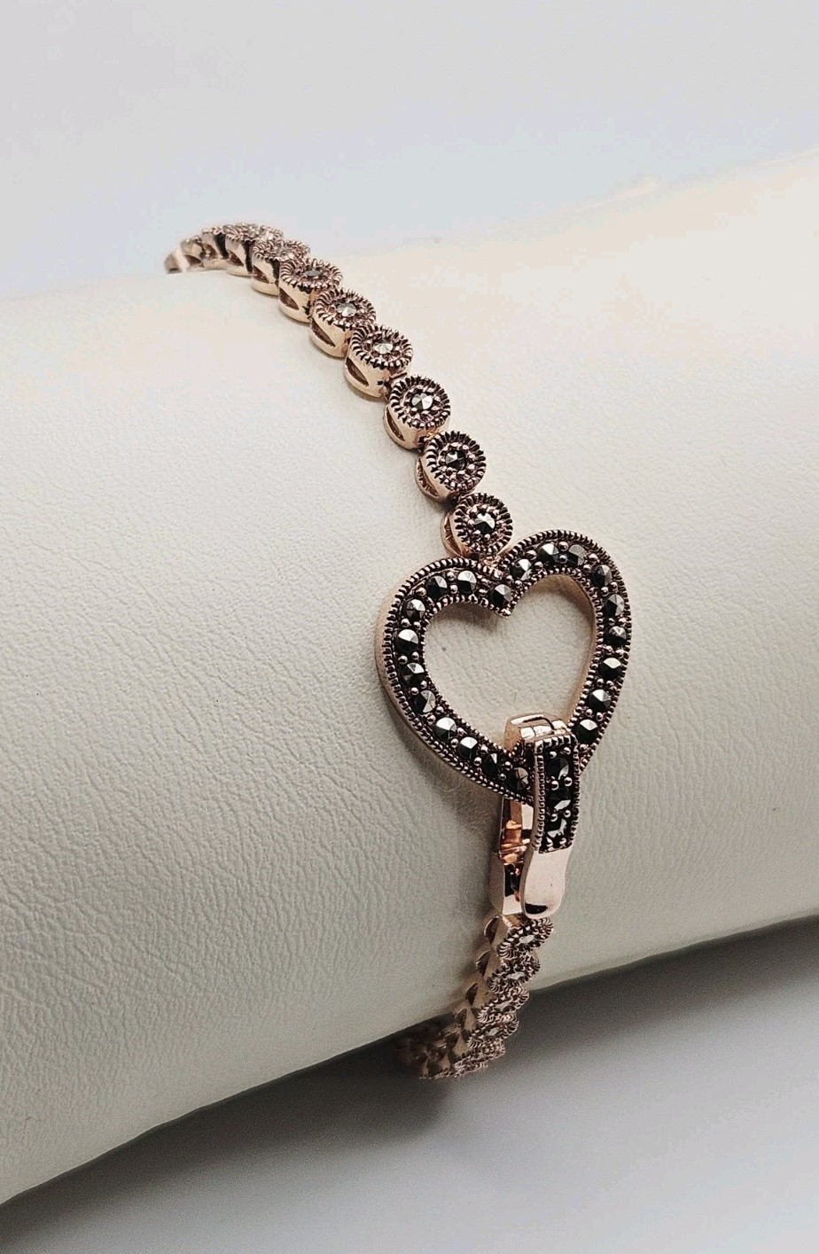 Kit Heath Sterling Silver Rose Gold Vermeil Marcasite Heart Clasp Bracelet 8″