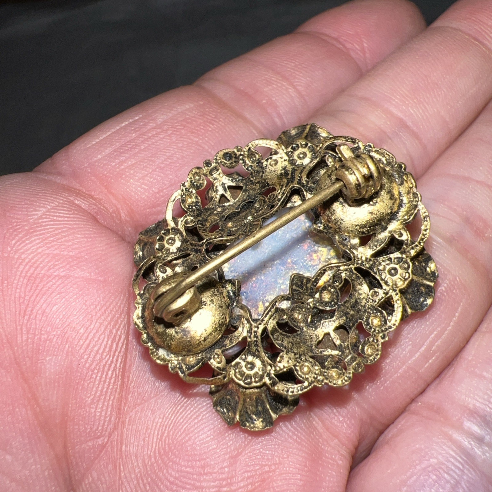 VTG Austrian Style Art Glass Opal Cabochon Pink Rhinestone Filigree Brooch