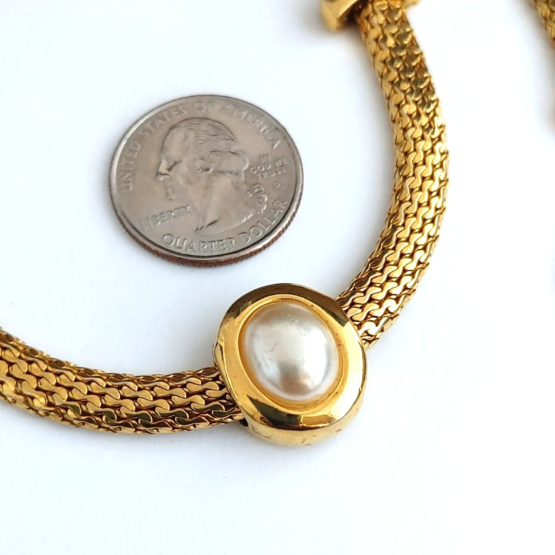 Vintage Gold Tone Faux Pearl Pendant Necklace Mesh Chain Slider 16”