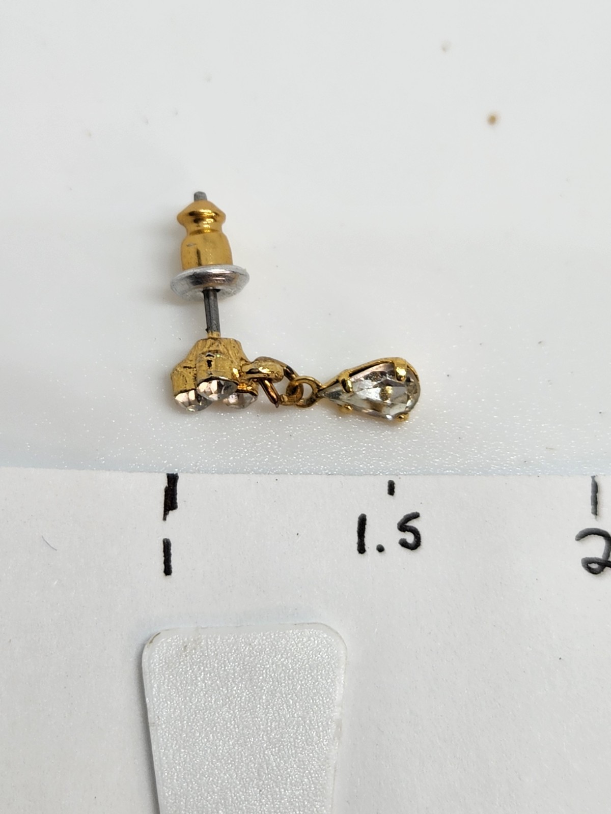 Estate Gold tone rhinestone dangle earrings