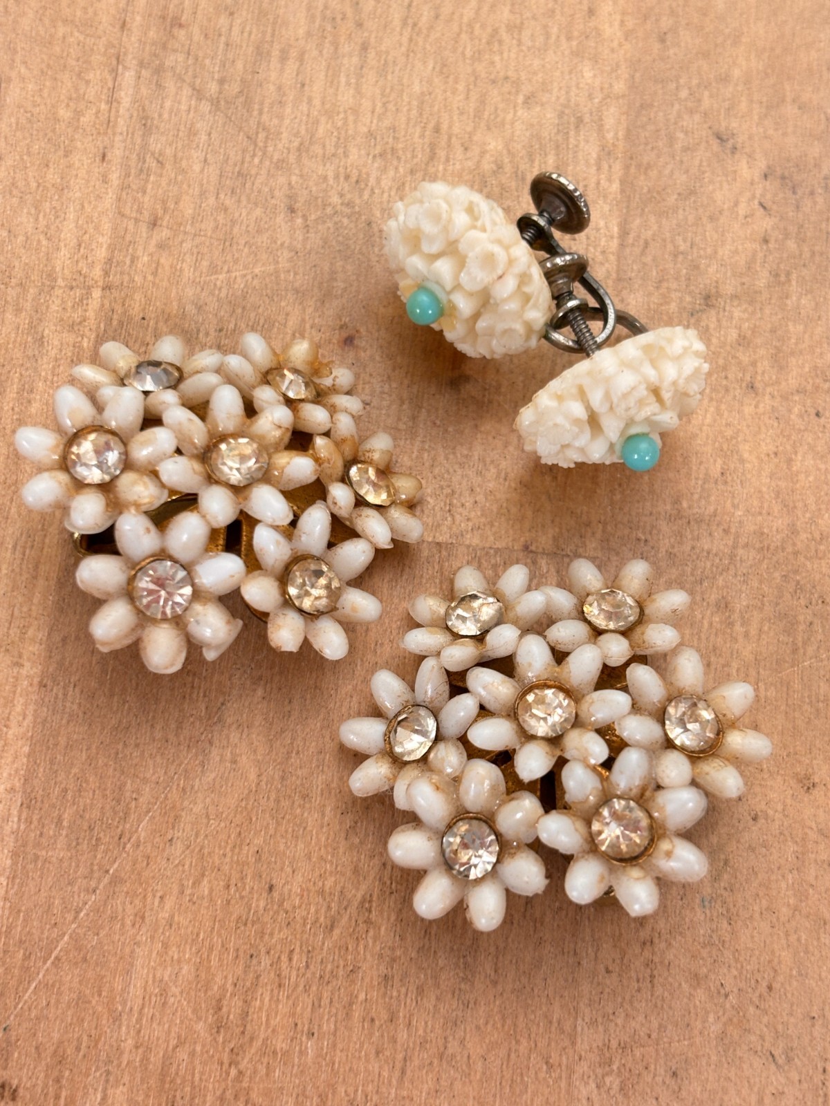 Lot of Vintage Costume Jewelry, 16 Pairs of Earrings and Brooch w Losses