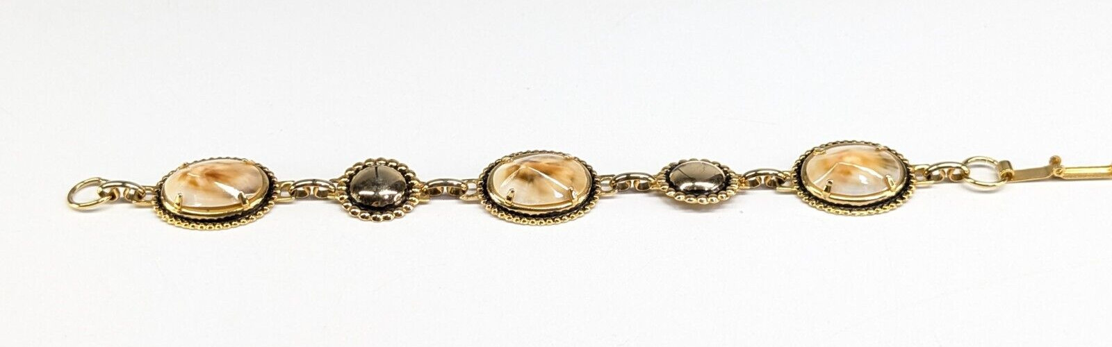 Vintage Real Seashell Shell Gold Tone Tennis Bracelet 3/4″ Wide 7″ Long