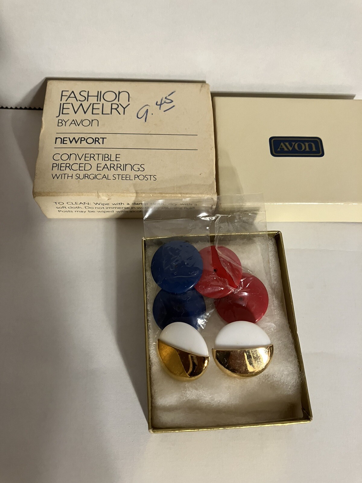 Vintage Avon “Newport” Convertible Pierced Earrings with 3 Colors – 1982