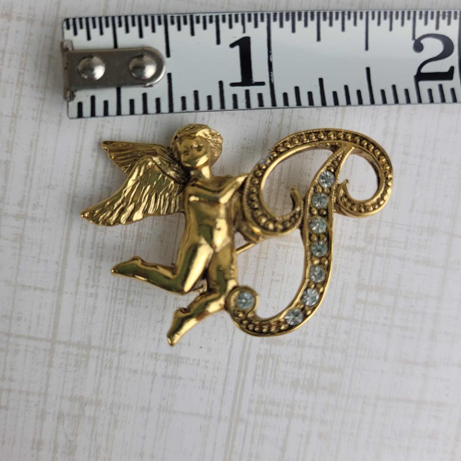 1928 Brand Gold Tone Rhinestone Angel Brooch Holding Initial Alphabet Letter P