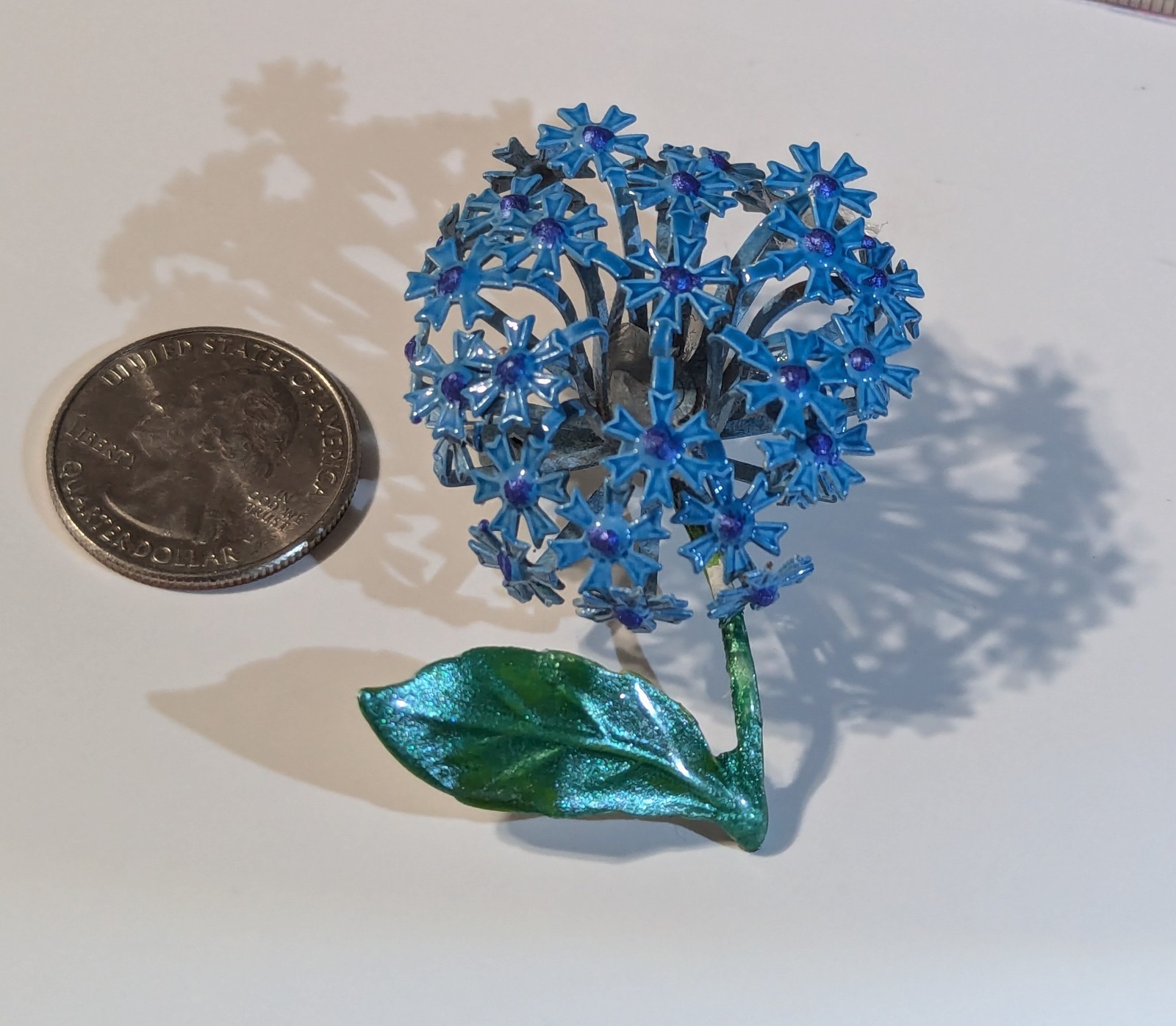 Hoya Flower brooch Pin 3D Forget Me Not Pin Floral Two Tone Blue Repaint