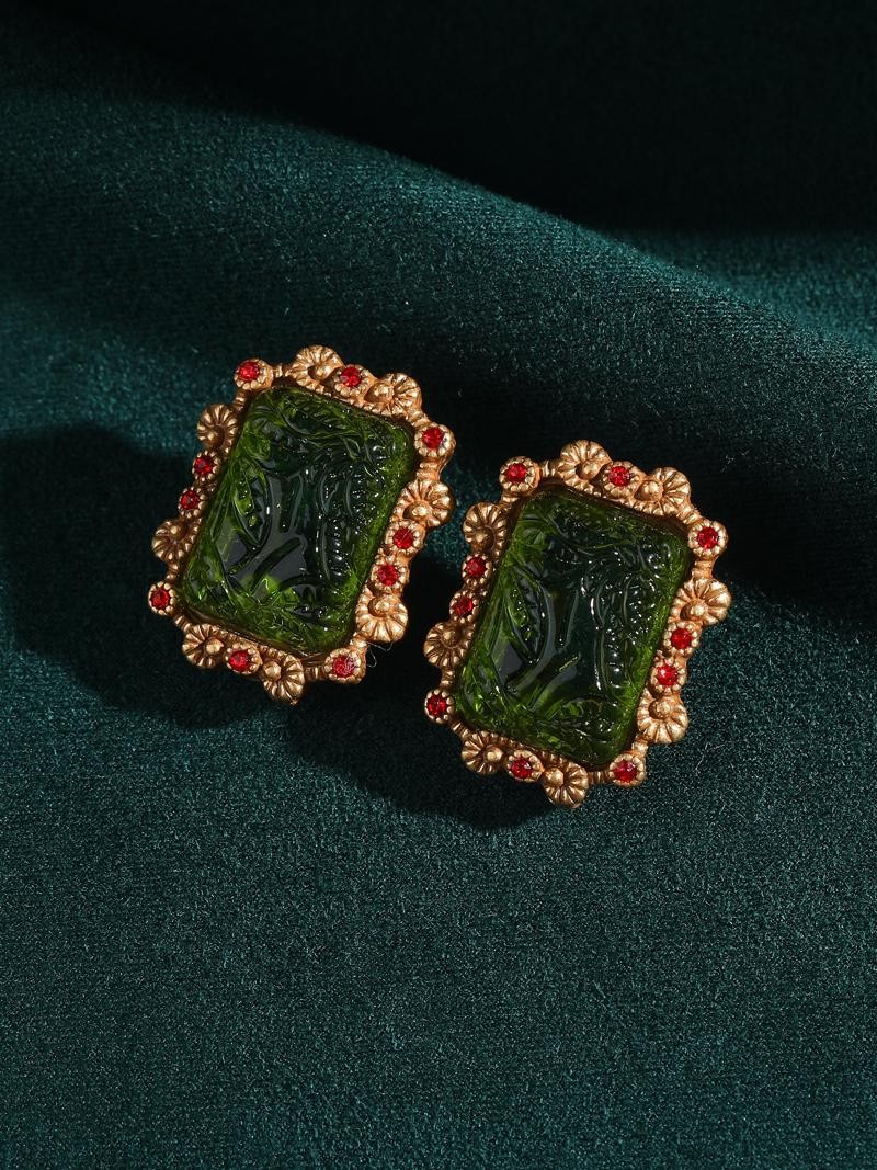 Vintage Green Glass Gold Stud Earrings Palace Relief Wedding Charm Jewelry 2025
