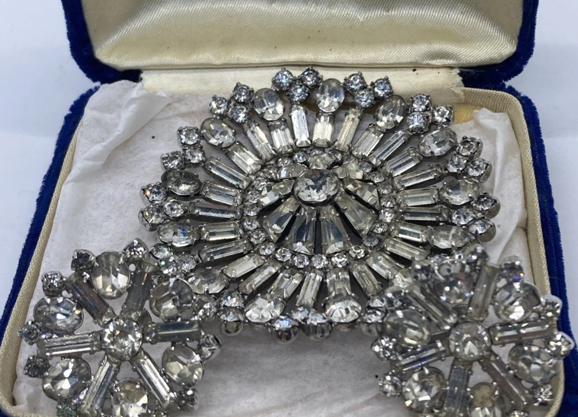 Vintage 40’s Art Deco Rhinestones Circle brooch pin & Screw Back Clip OnEarrings