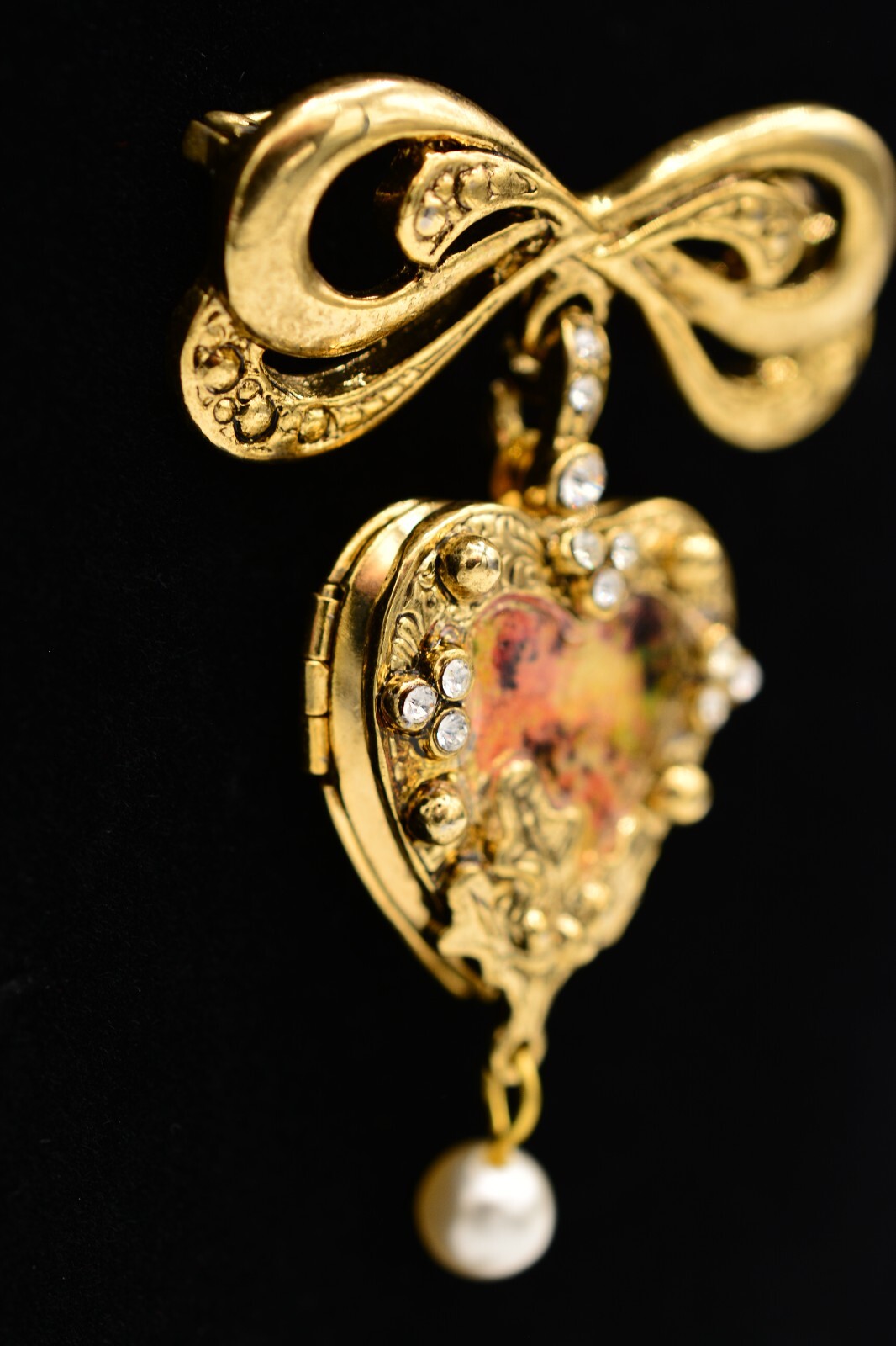 Vintage Heart Locket Pin Brooch Dangle Bow Enamel Cherub Angel Gold 1980s BinA12