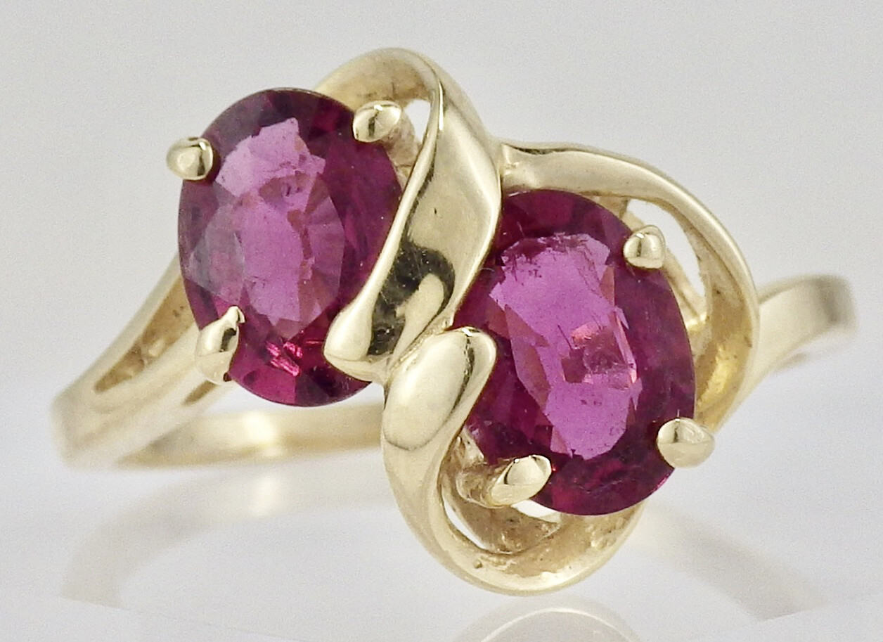 Vintage 14K Yellow Gold Double 7MM x 5MM Oval Ruby Ring Size 6 1/4