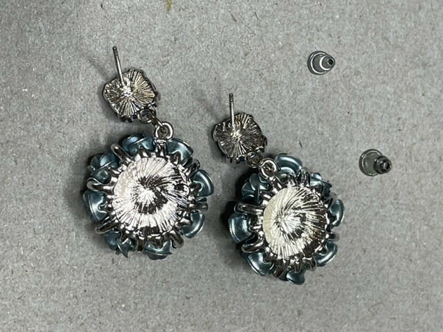 Gorgeous Bouquet of Flower Post Dangle Earrings in a Sapphire Baby Blue 1950