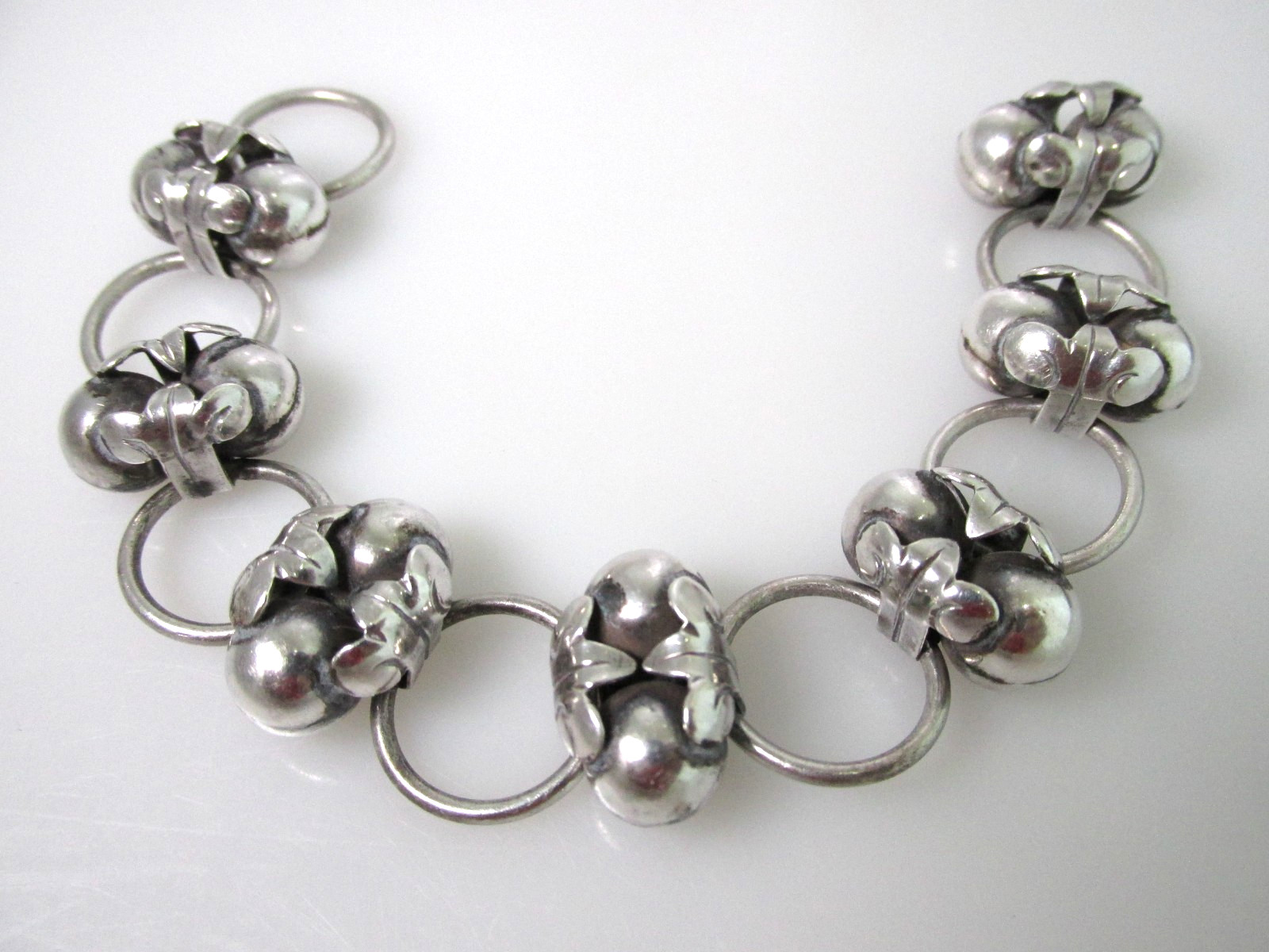 1940’s Design Mexico Taxco 980 Silver Pearl Link Bracelet Floral 32grams