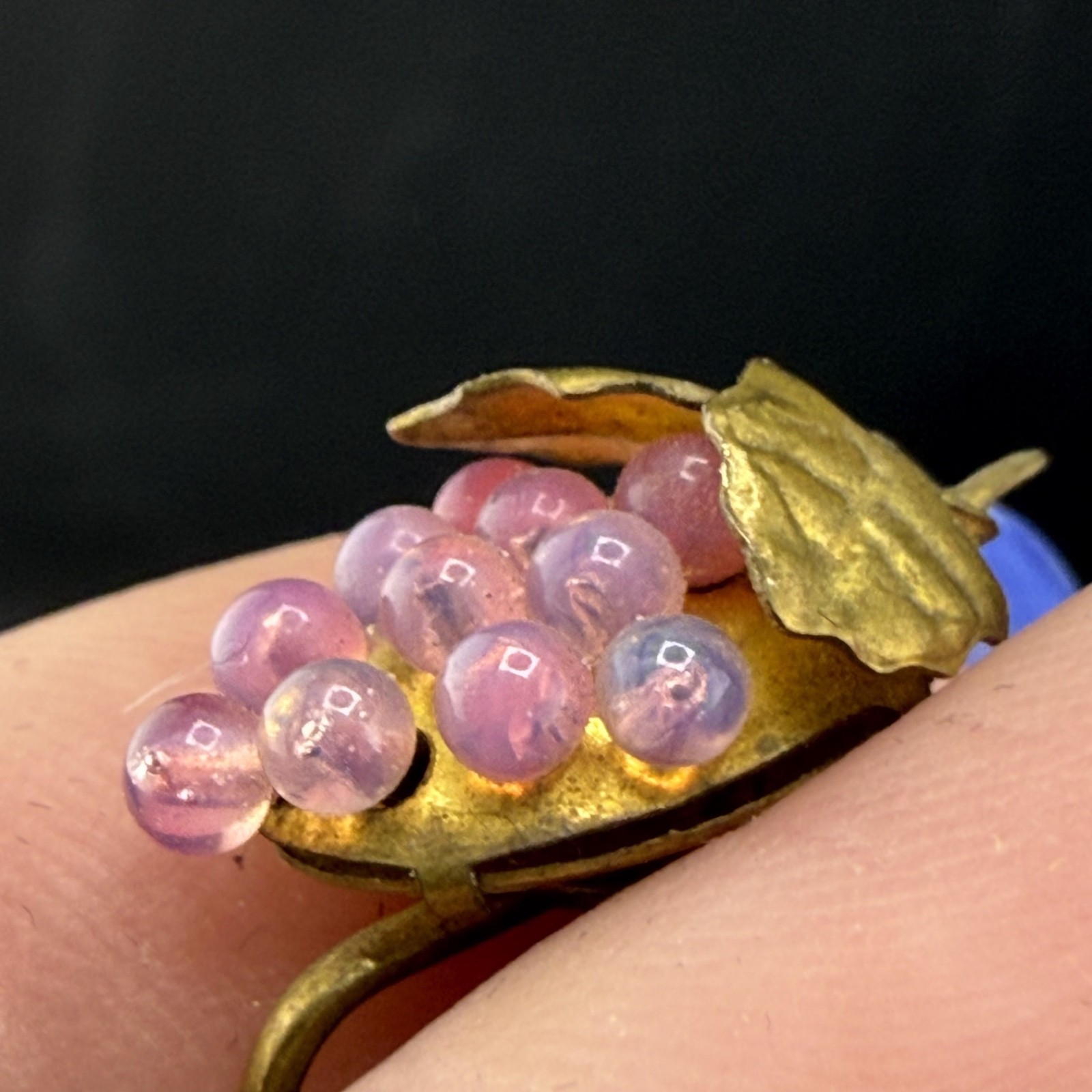 Vintage Grapes Earrings Screw Back Pink Purple Gold Tone NICE