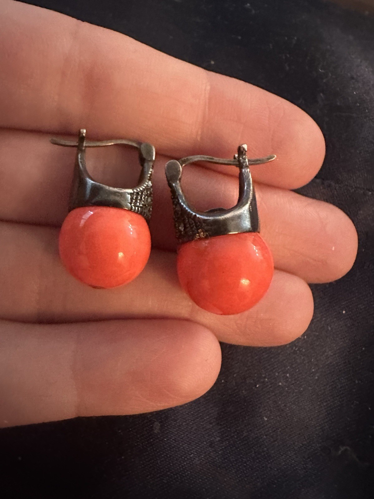 ART DECO STERLING SALMON CORAL BEAD MARCASITE HUGGIE LEVERBACK EARRINGS