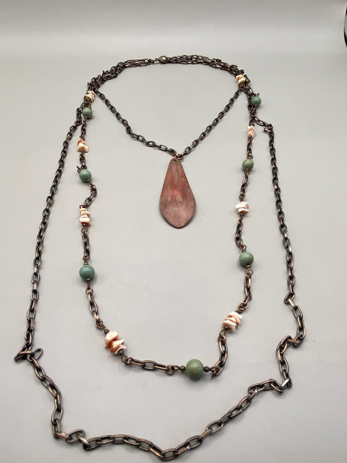 Vintage Three Chain Beaded Shell Necklace Acrylic Copper Tone Estate