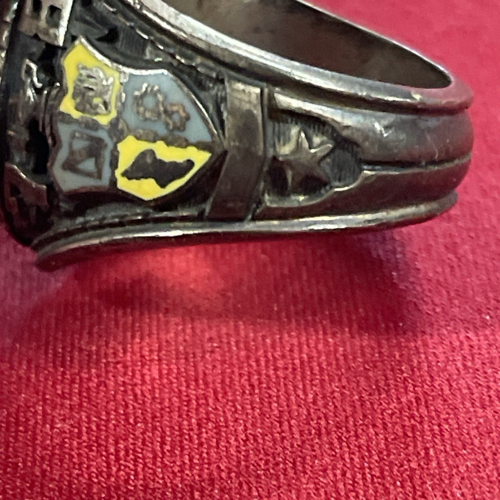 Vintage 1978 Selma High School Knights Of Pythias Purple Stone Class Ring Size 9
