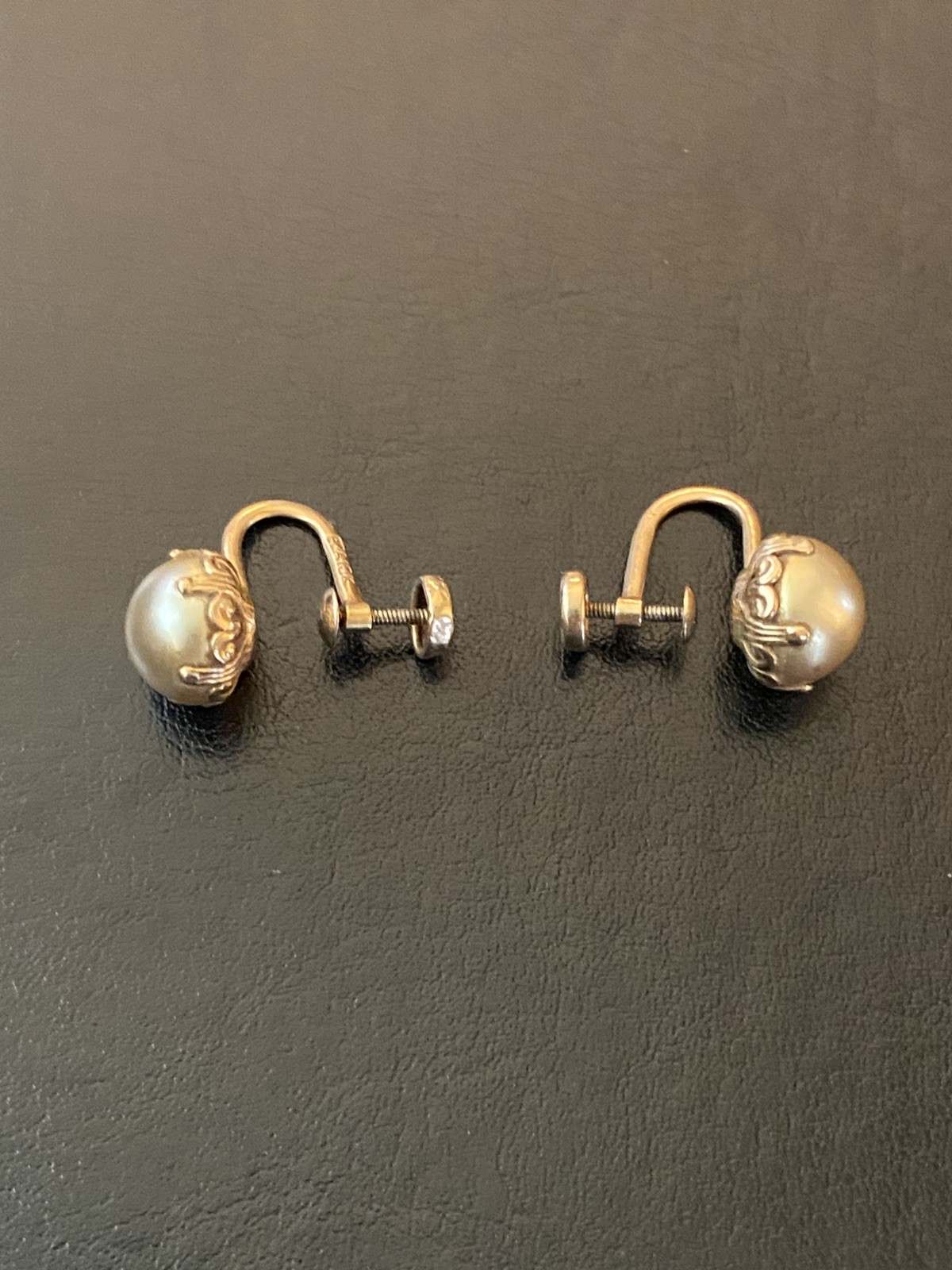 Vintage BDA 10K Yellow Gold and Faux Pearl Stud Earrings Screw Back