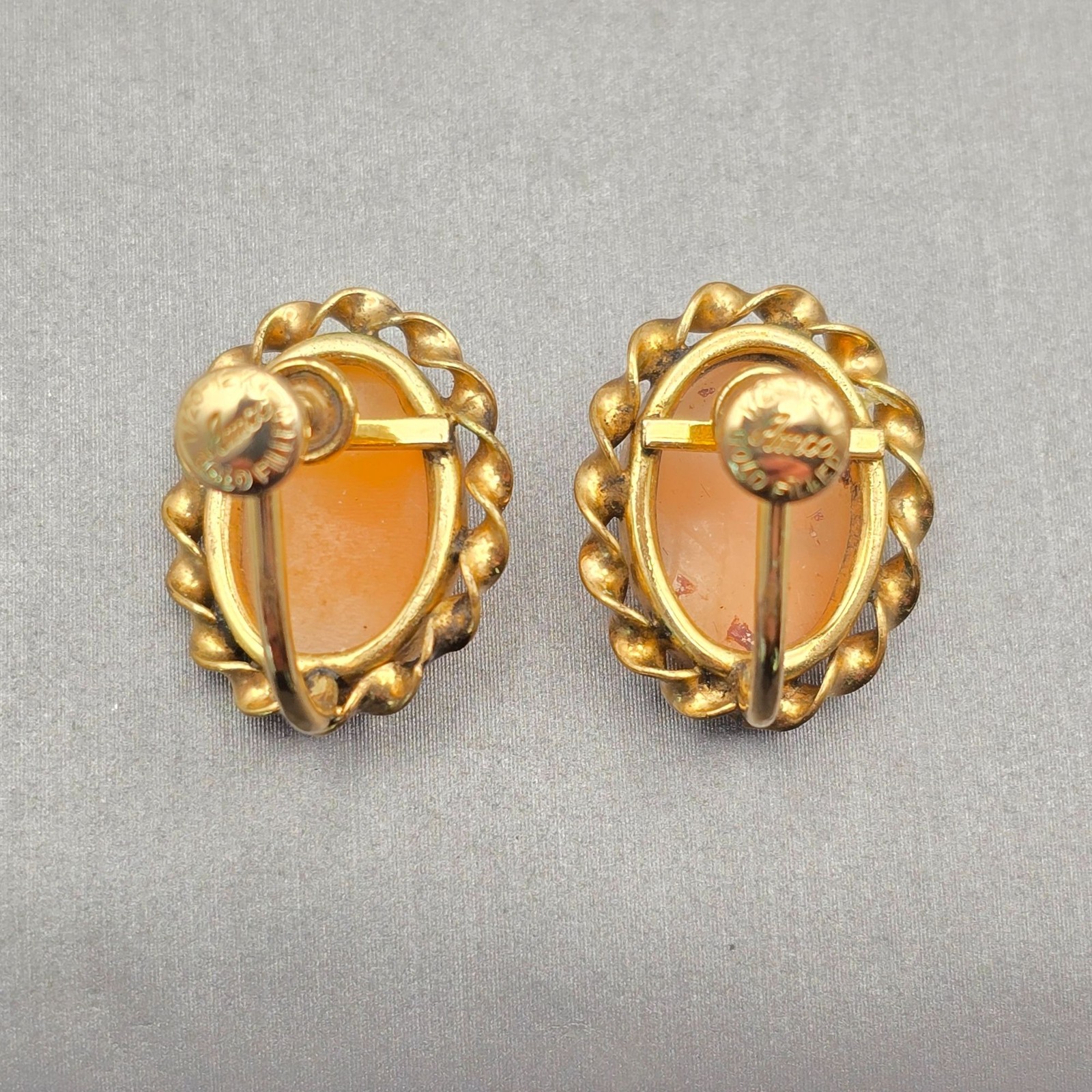 Vintage Cameo Earrings 12K Gold Filled Shell AMCO Mid Century Screw Back
